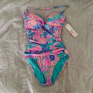 Lily Pulitzer Flamenco Onepiece Swimsuit Size 6 Multi Splendor in the Sand Print